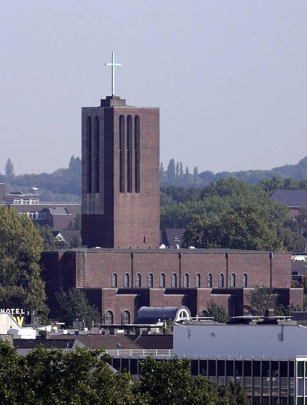 Gesamtansicht St. Mariä Geburt