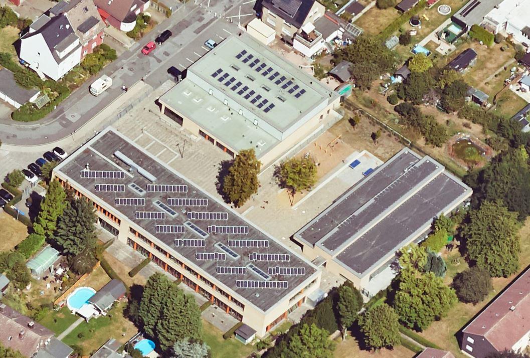 Schrägluftbild von Süden, Grundschule Lünen-Süd