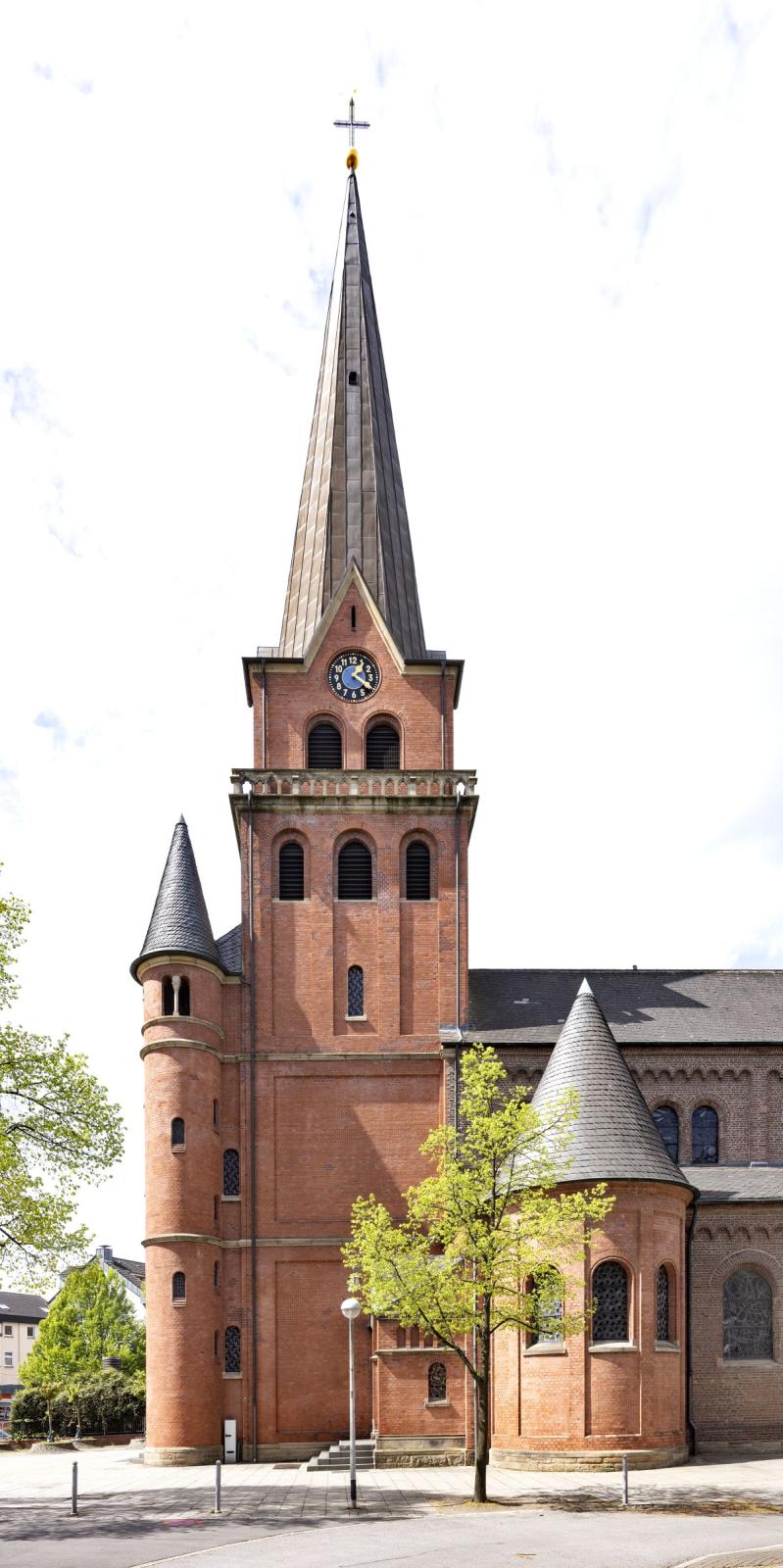 St. Marien-Kirche, Seitenansicht