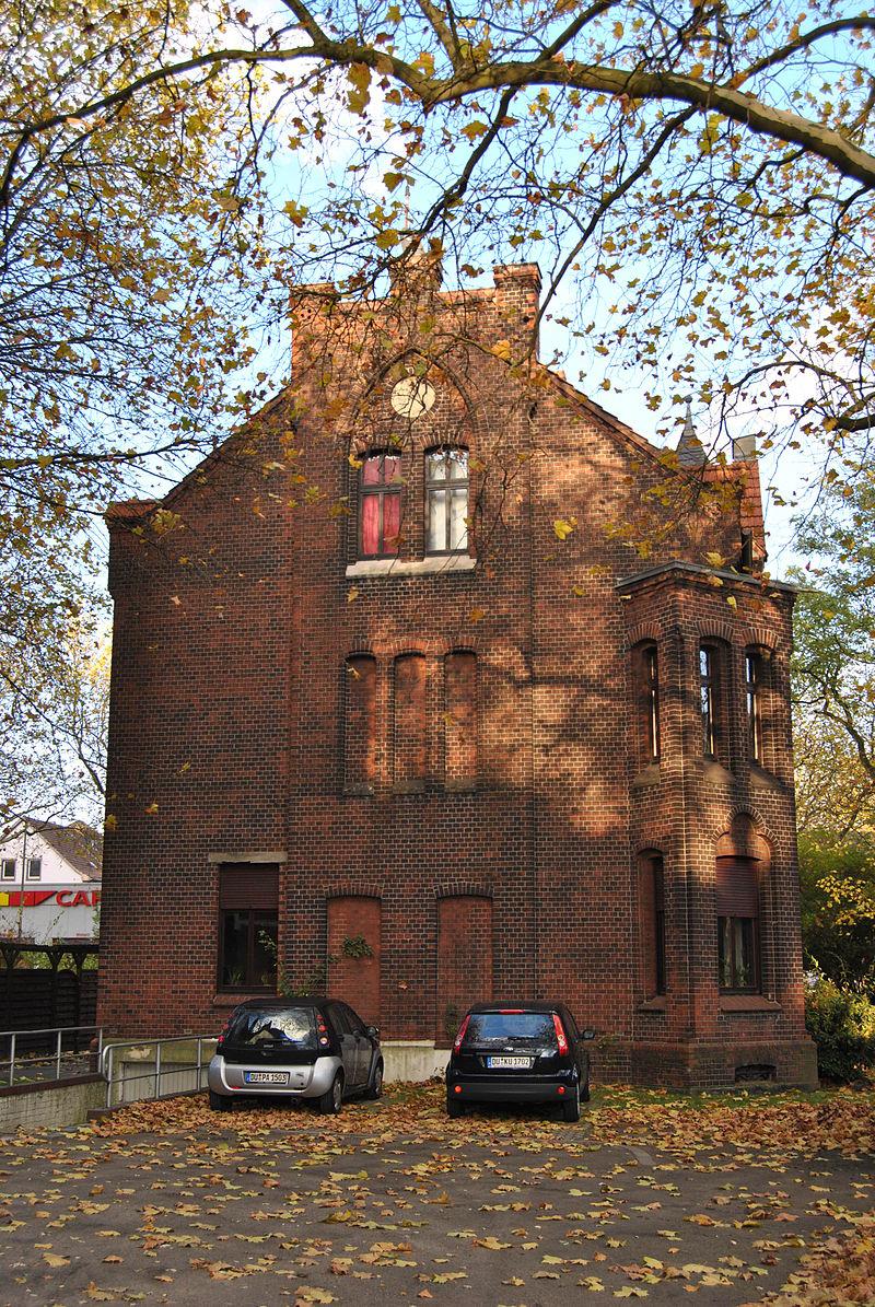 Pfarrgebäude