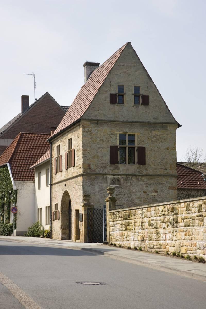 Torhaus des Falkenhofs