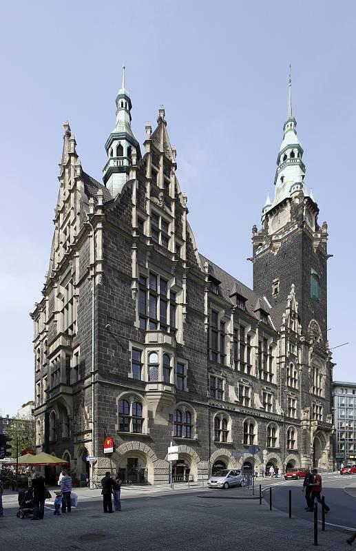Südwestansicht Rathaus Elberfeld
