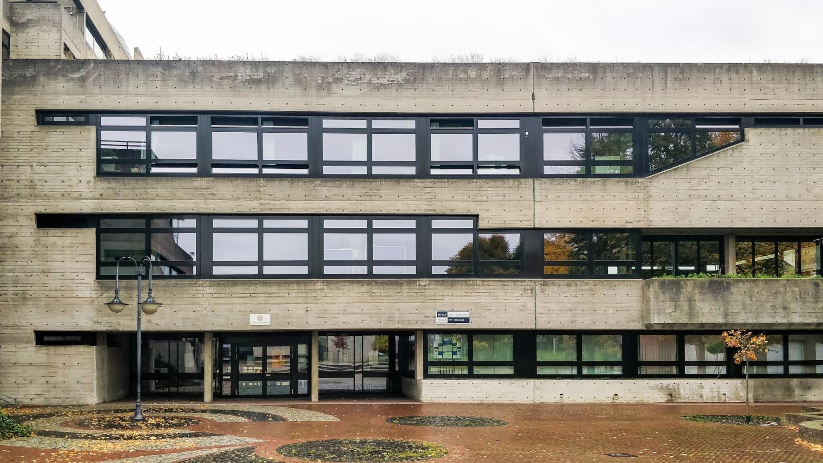 Zentrum Hückelhoven Gymnasium Bau I, Fassade