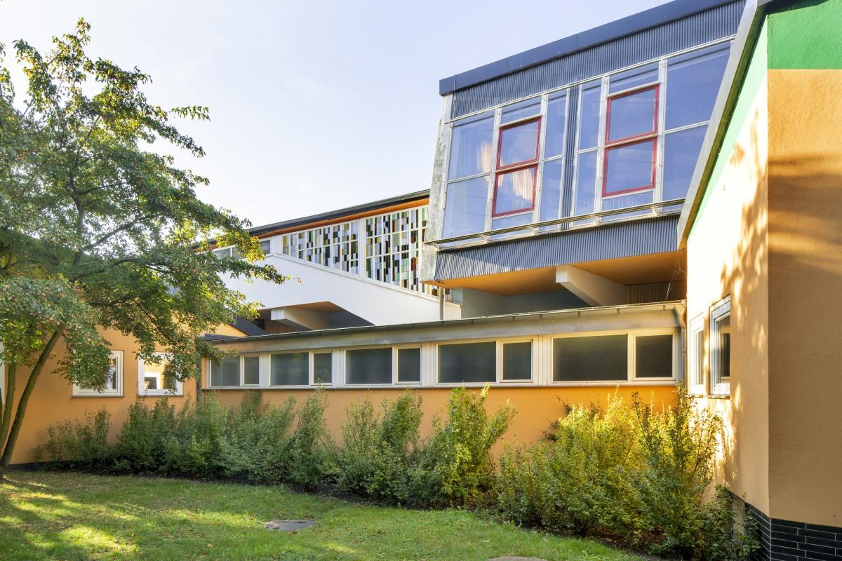 Nordansicht des Schulgebäudes