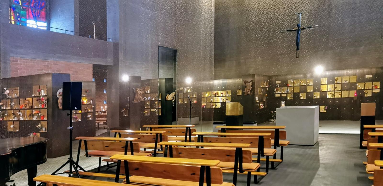 Kircheninnenraum, zum Kolumbarium umgestaltet