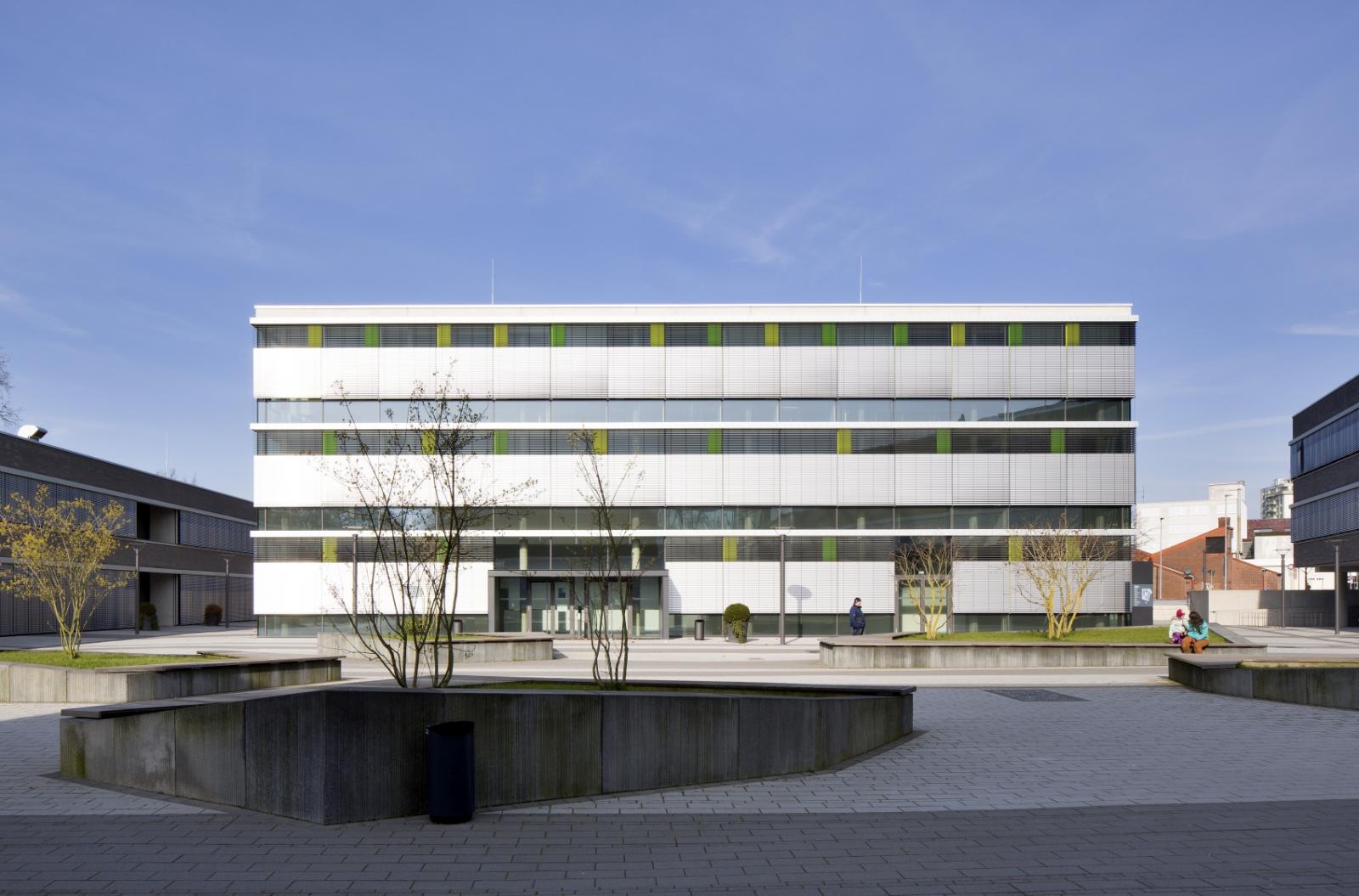 Hochschule Rhein-Waal, Standort Kamp-Lintfort, Hörsaltzentrum und Bibliotheksgebäude