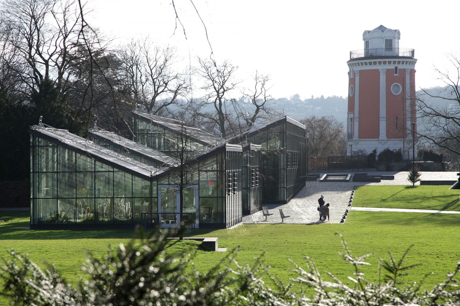 Botanischer Garten mit Elisenturm