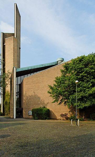 Außenansicht Dietrich-Bonhoeffer-Kirche 