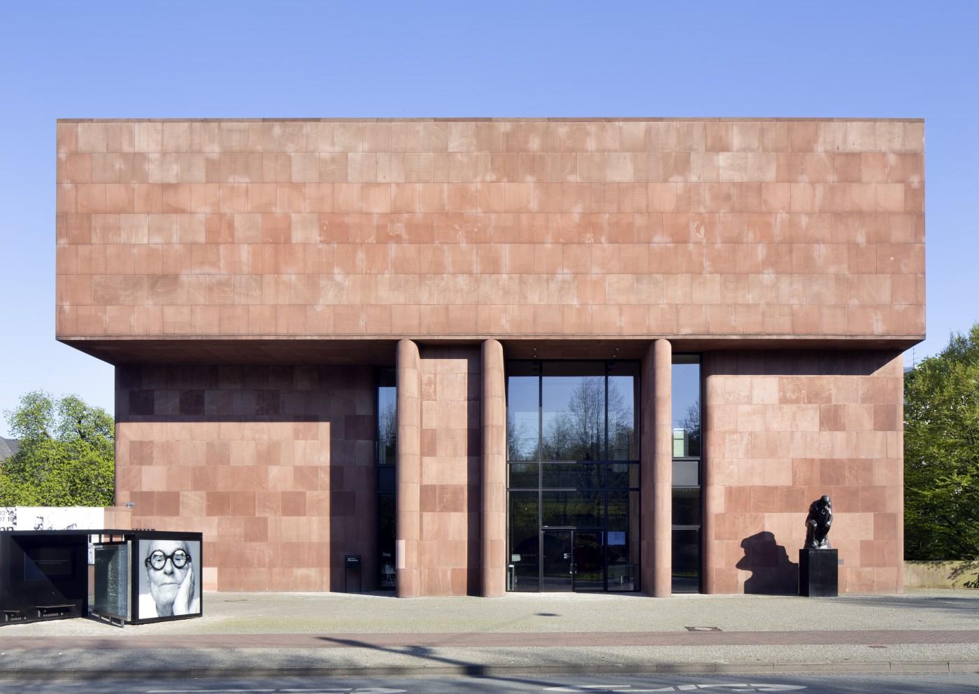 Straßenansicht frontal Kunsthalle Bielefeld