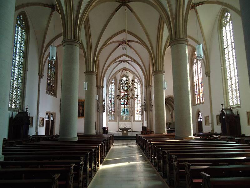 Innenansicht der Propsteikirche