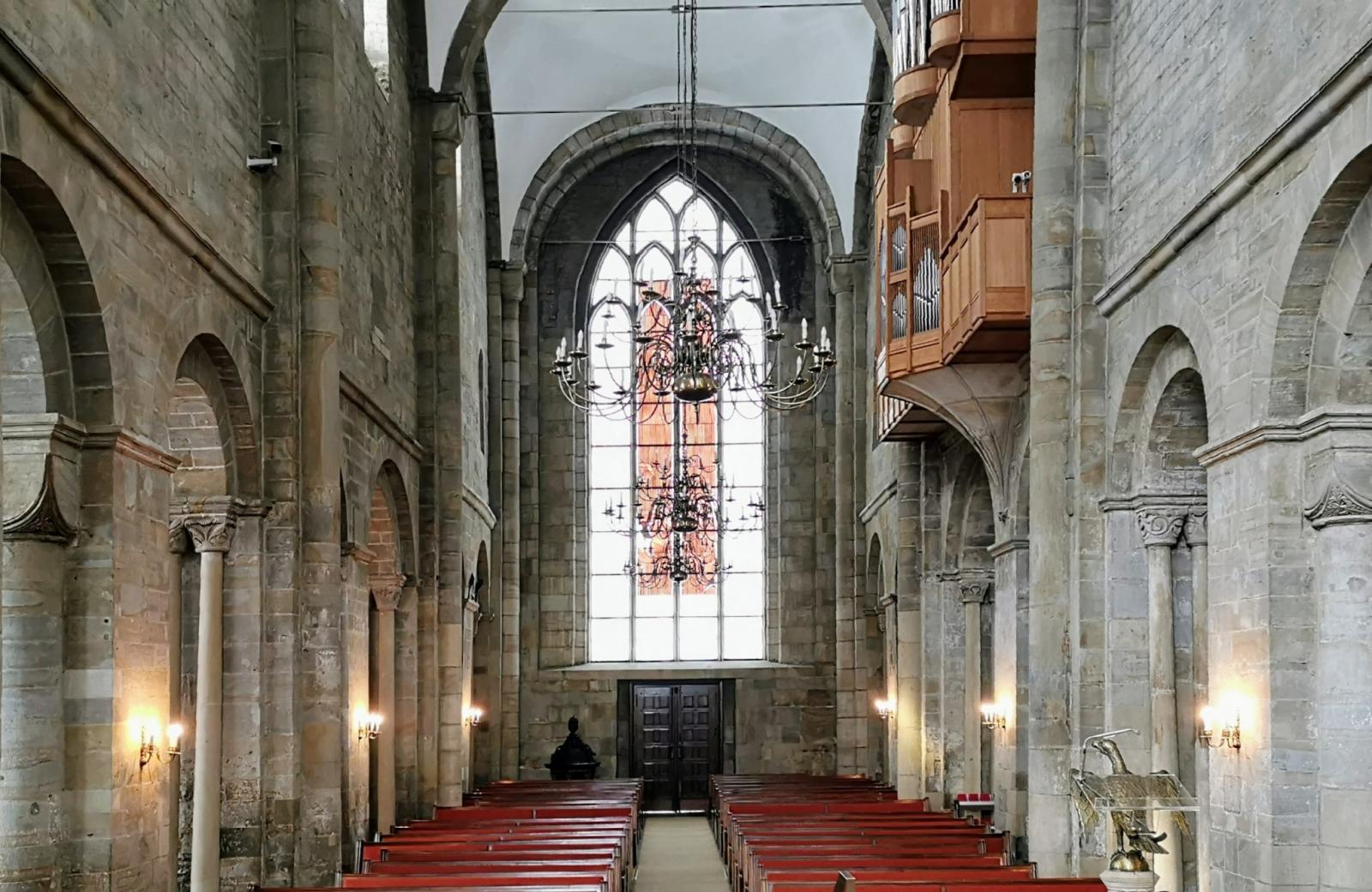 Innenansicht Sankt Marien Kirche Dortmund, Blick nach Westen Richtung Eingang