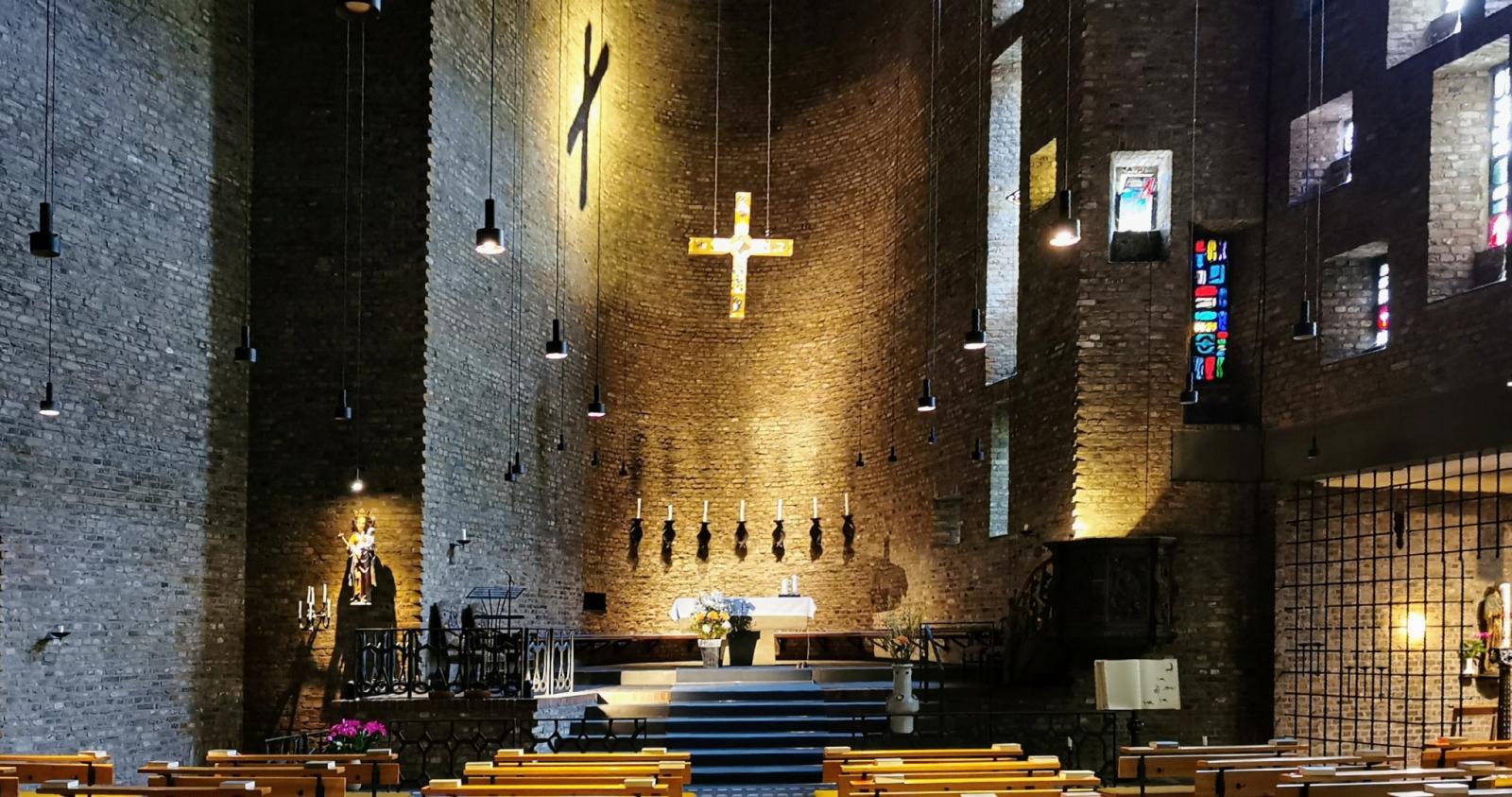 Kircheninnenraum von Neu St. Alban Köln