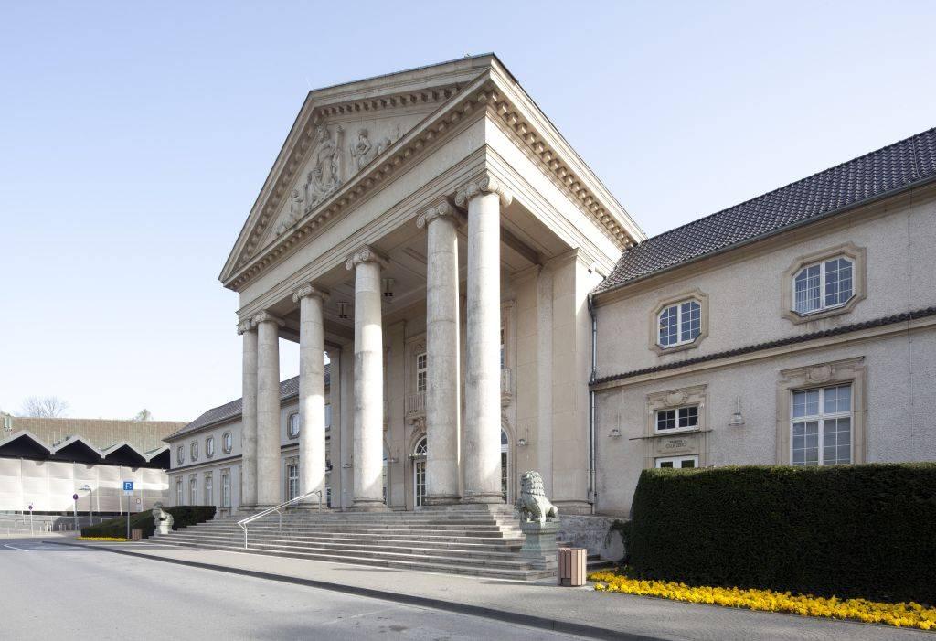 Neues Kurhaus mit Portikus