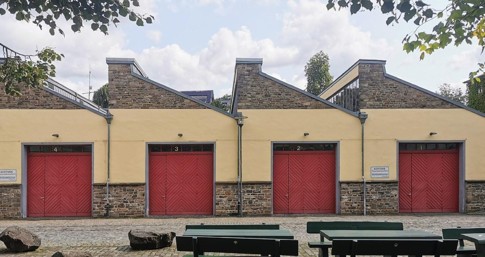 Sheddachhallen auf dem Gelände, heute Hallen der Freiwilligen Feuerwehr Engelskirchen