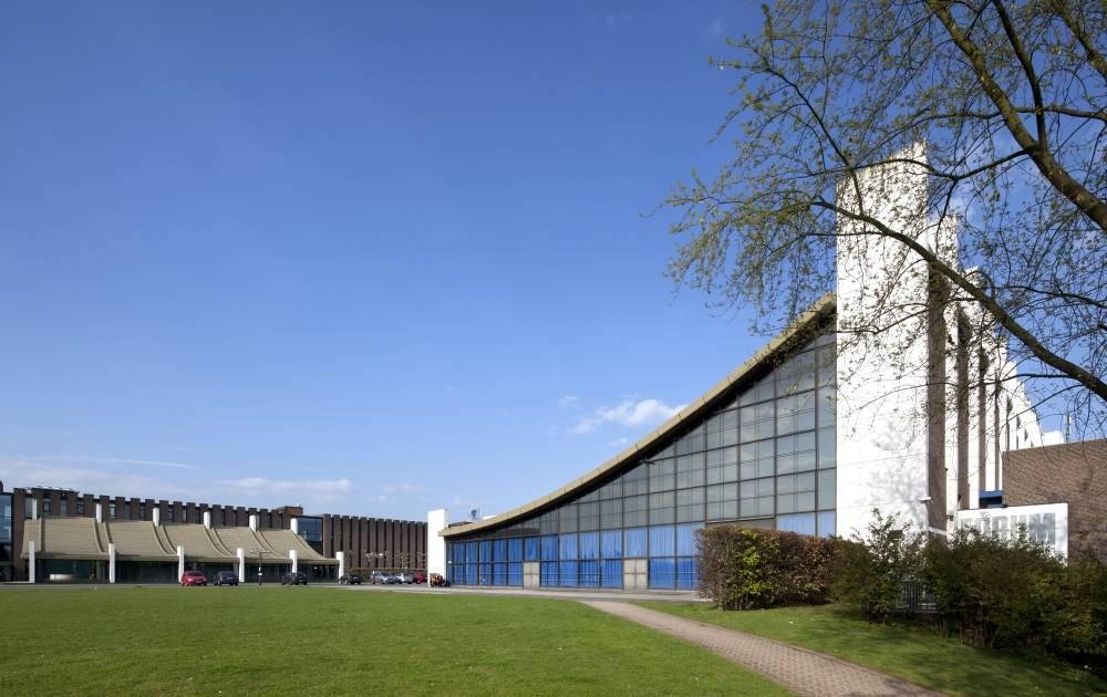 Blick auf die Europahalle