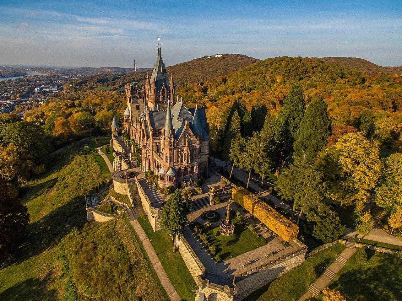 Luftbild Schloss Drachenburg