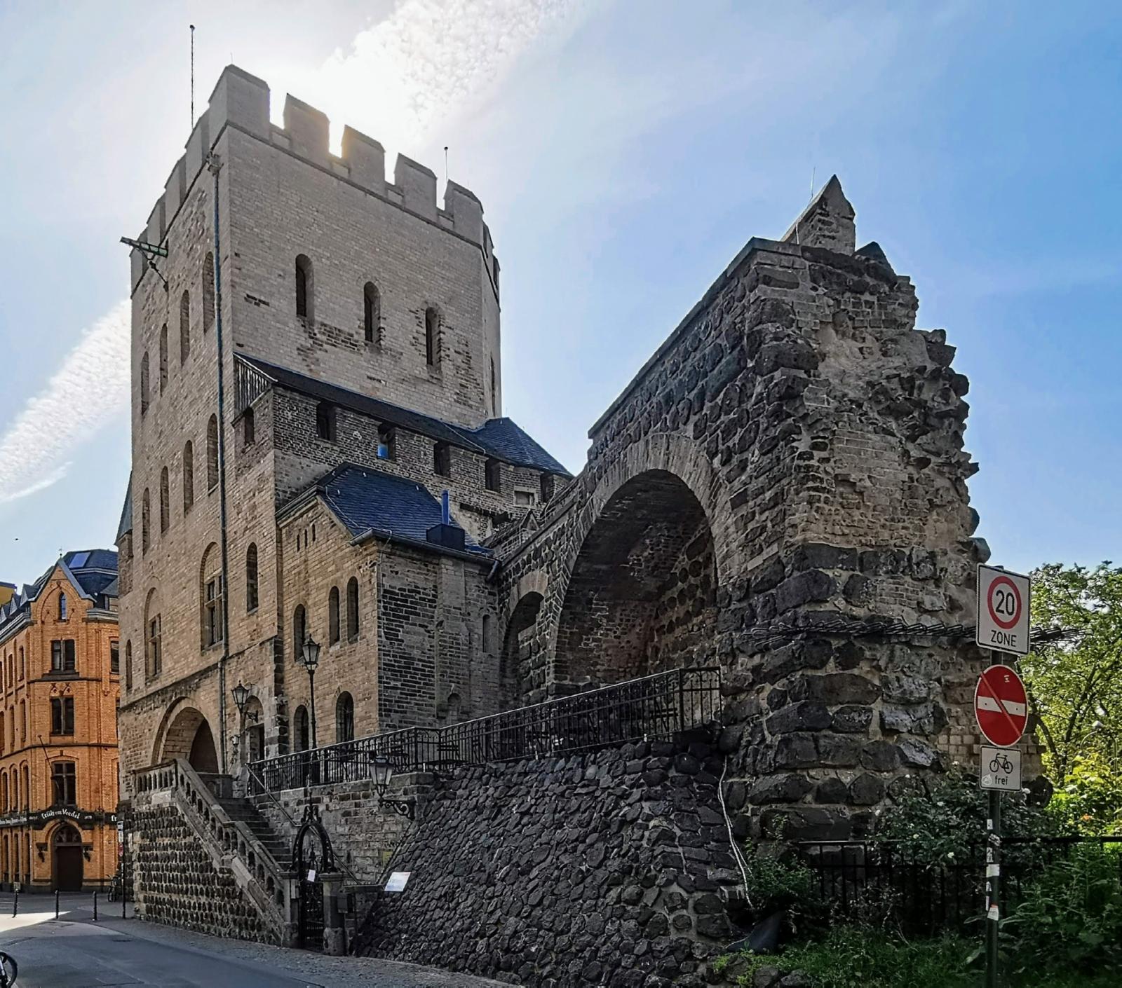 Severinstorburg, Ansicht vom Kartäuserwall