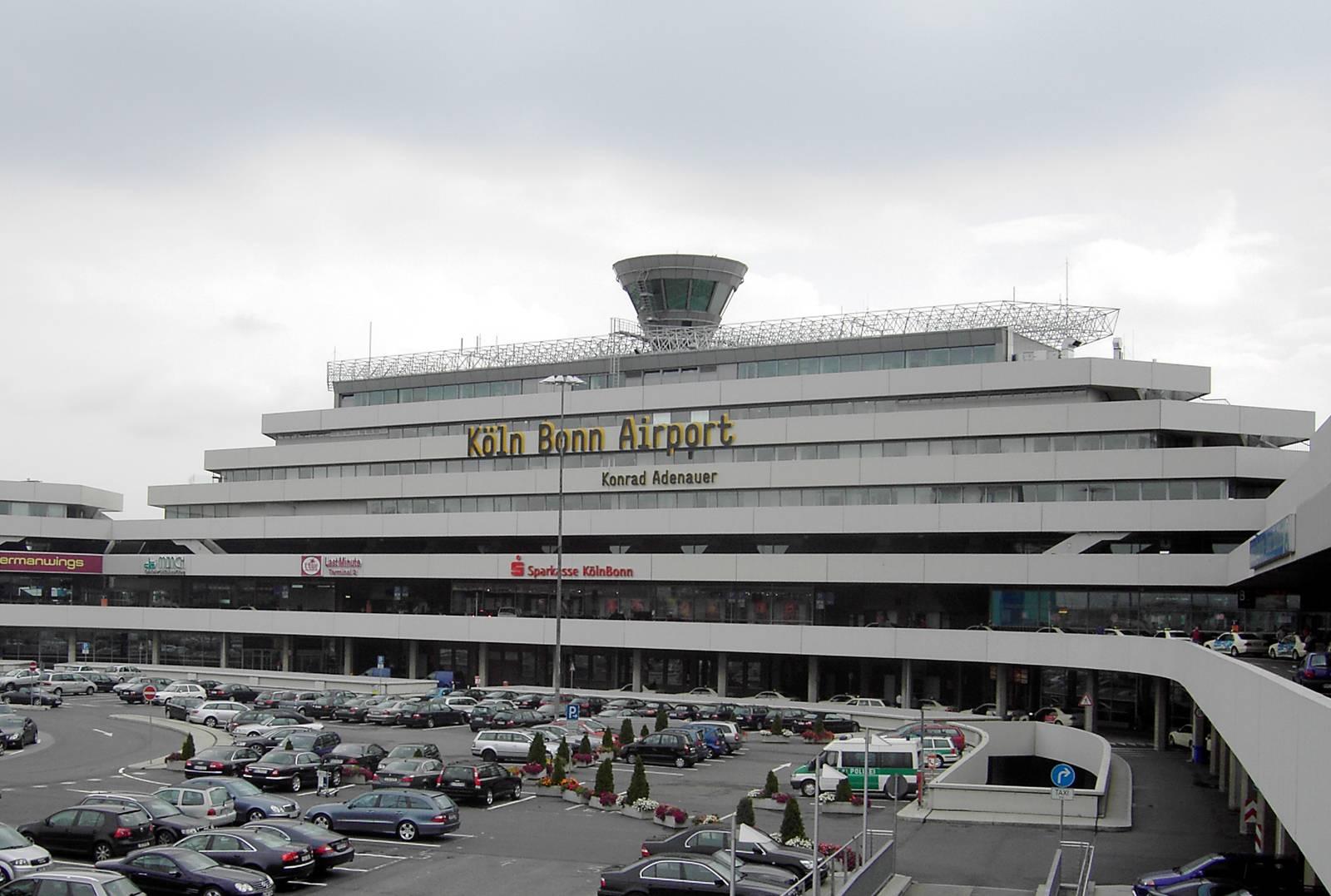 Empfangsgebäude Terminal 1 des Flughafen Köln/Bonn (CGN)