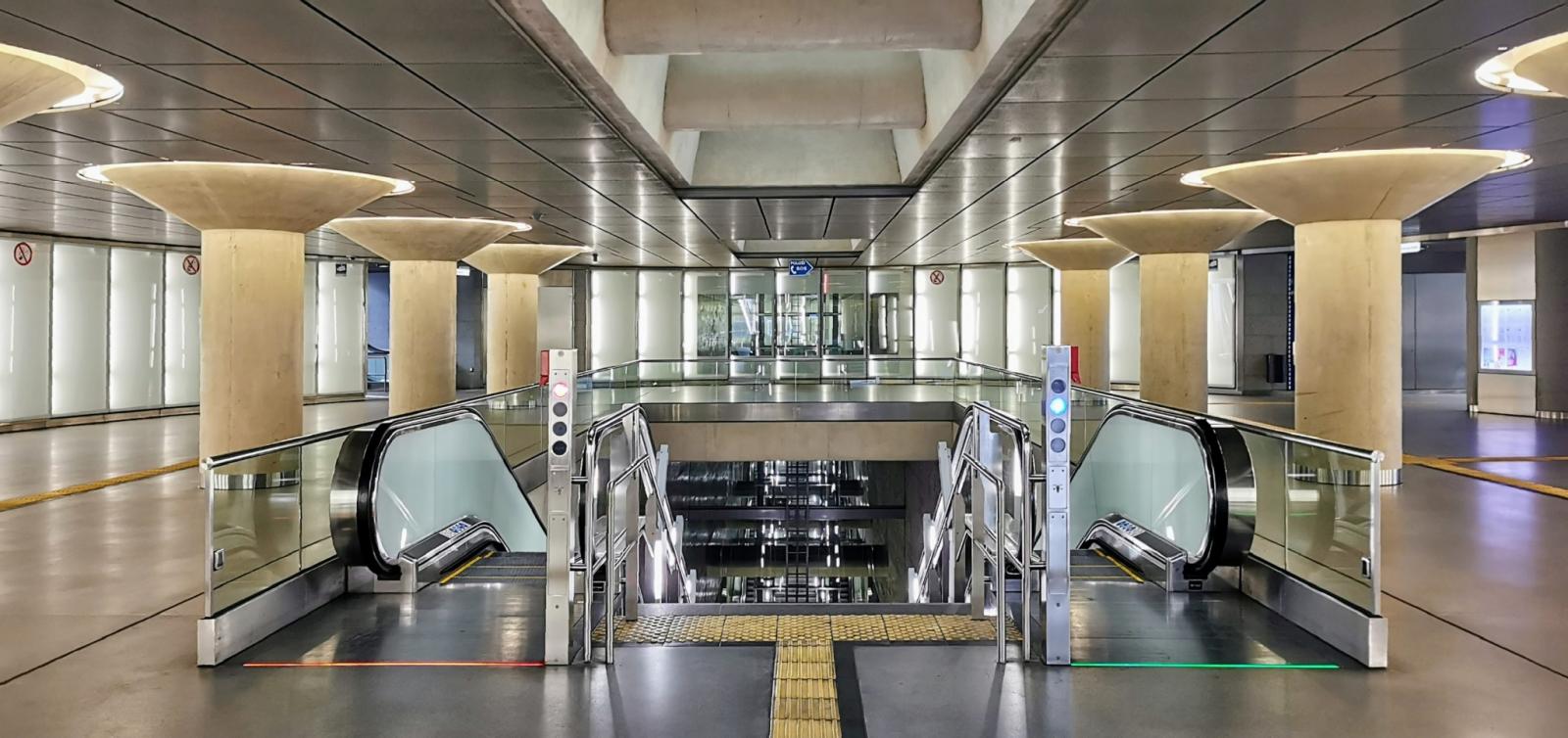 U-Bahn-Haltestelle Chlodwigplatz, Verteilerebene