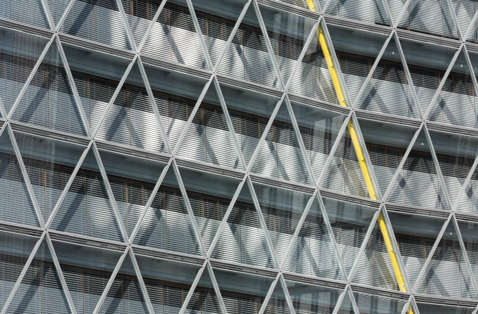 Blick auf die zweischalige Fassade der LVM 5