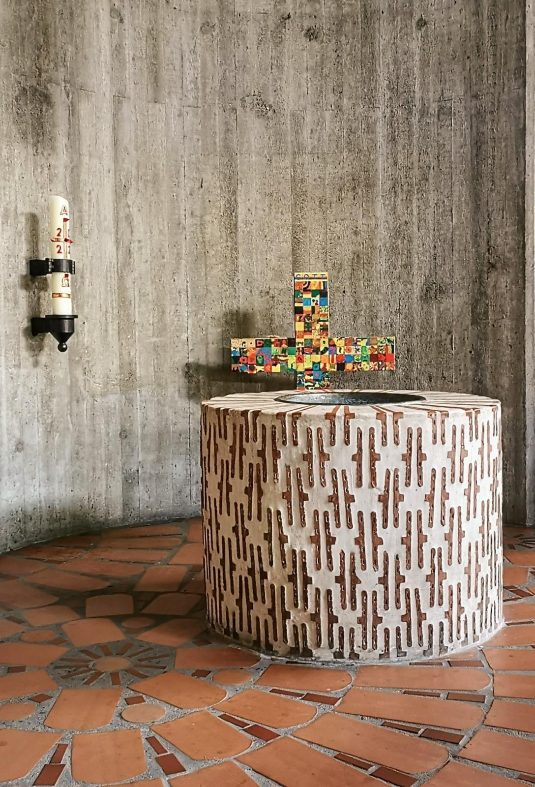Taufbrunnen Heilig Geist Kirche