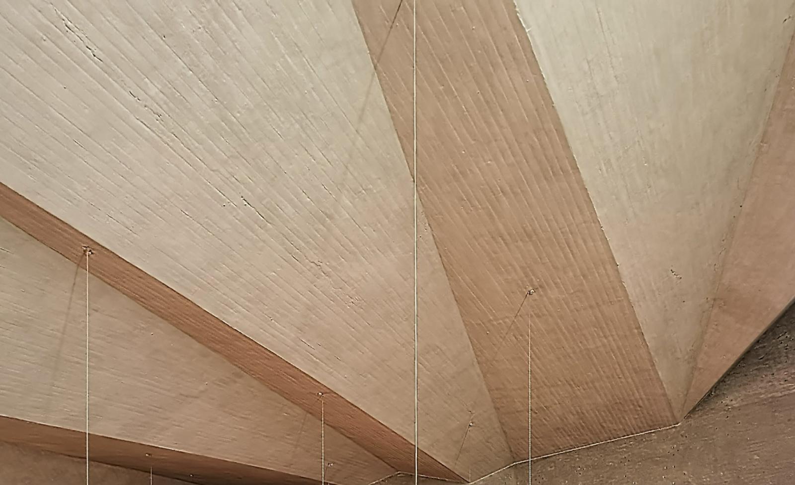 Deckenfaltwerk aus Beton