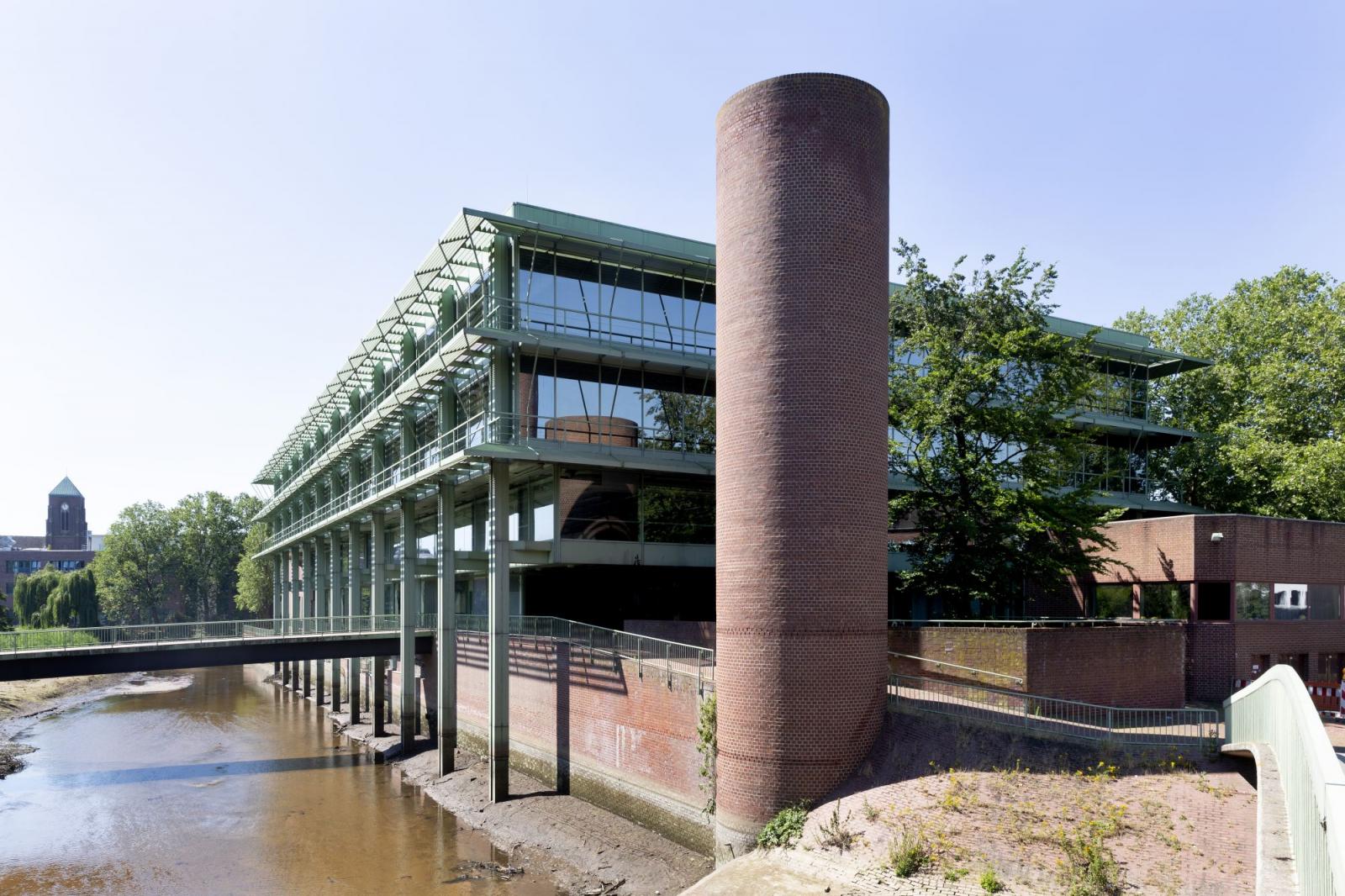 Blick von Norden auf das Neue Rathaus Bocholt
