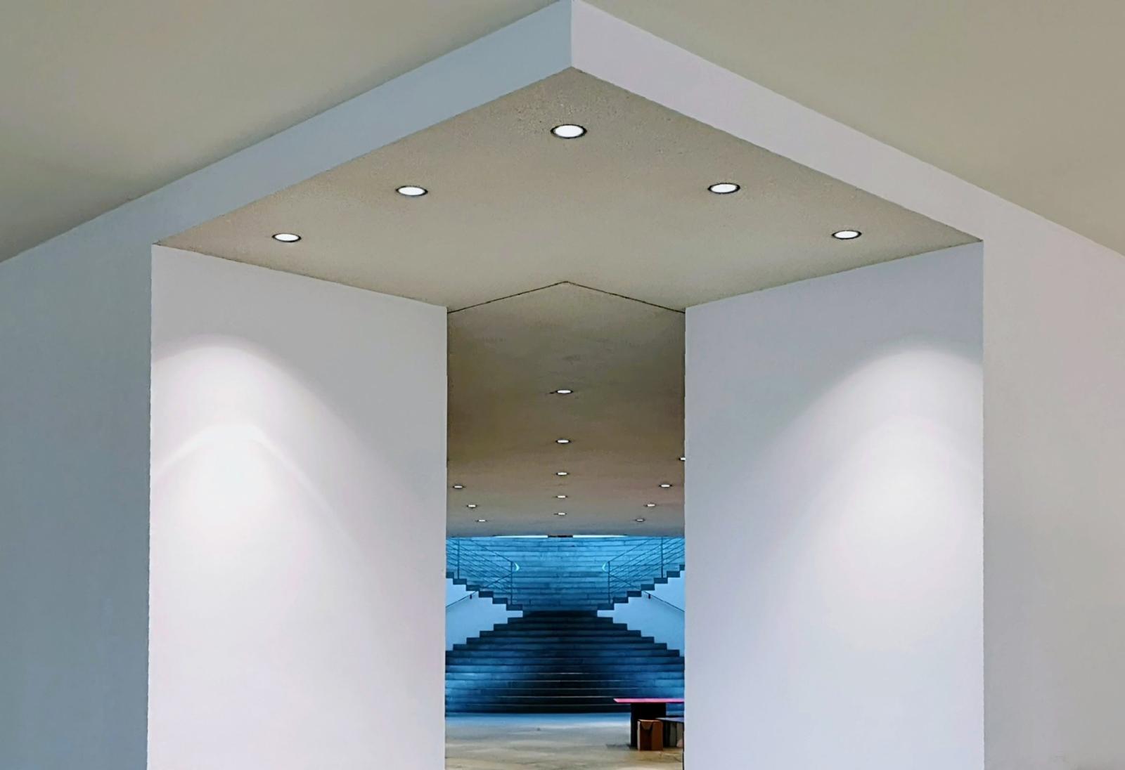 Blick auf die Treppe, Städtisches Kunstmuseum Bonn