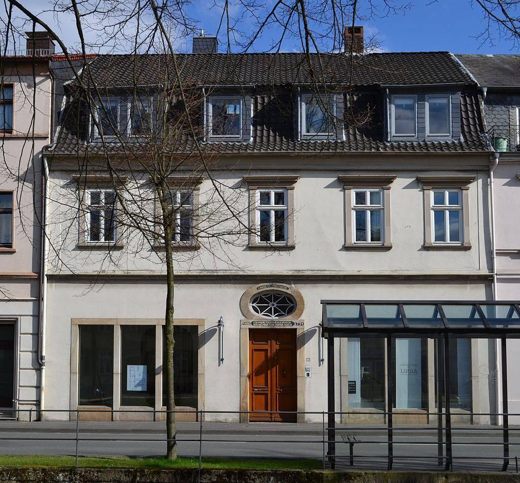 Reihenwohnhaus in der barocken Neustadt (Neustadt 12)