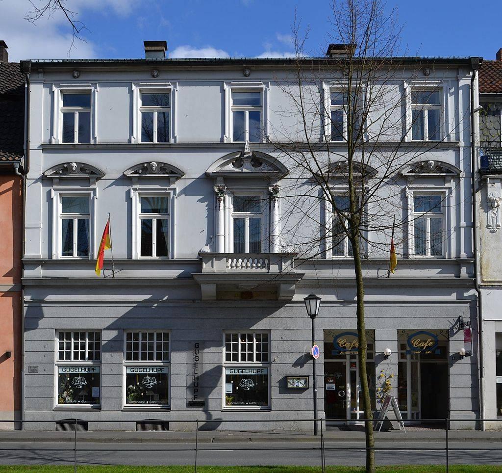 Reihenwohnhaus in der barocken Neustadt (Neustadt 4)