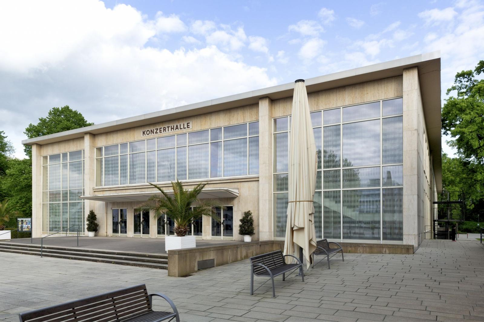 Konzerthalle Bad Salzuflen, Eingangsfassade