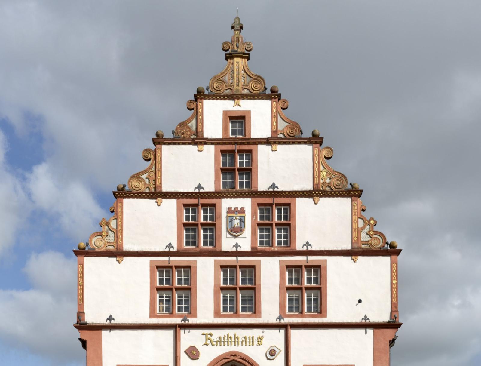 Giebel des historischen Rathauses Bad Salzuflen