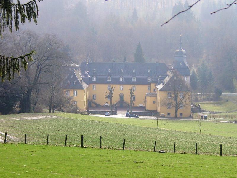 Blick auf Schloss Melschede
