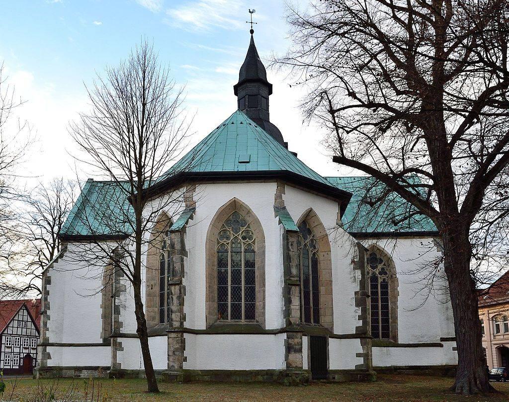 Blick auf den Chor der Kirche
