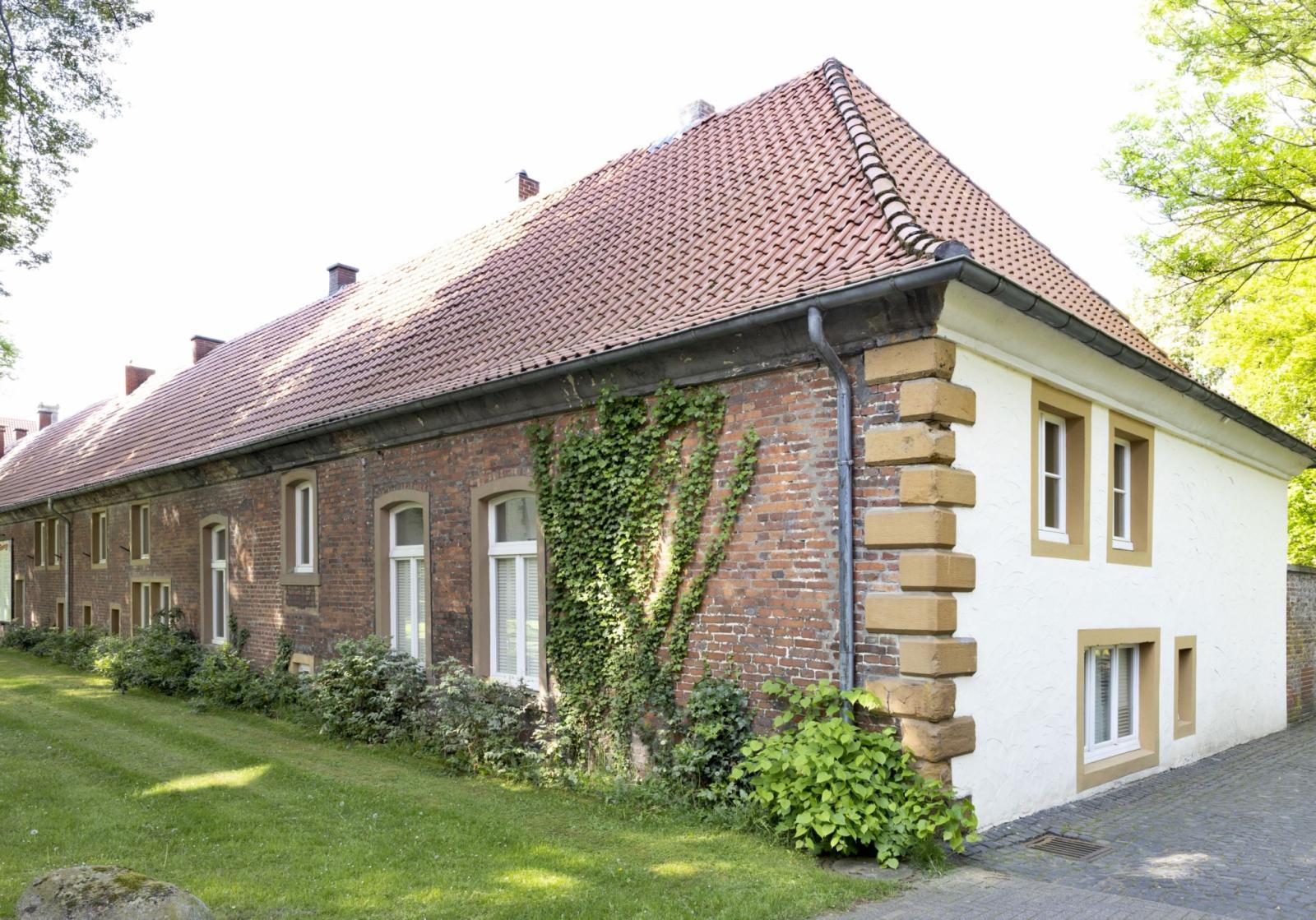 Nebengebäude