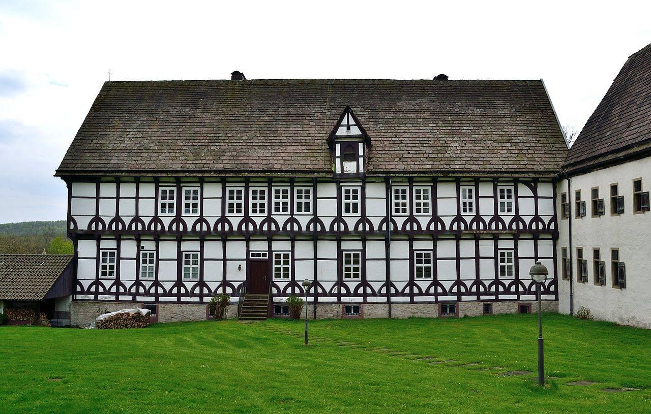 Pfarrhaus der evangelisch-reformierten Klosterkirche Falkenhagen, Nordseite