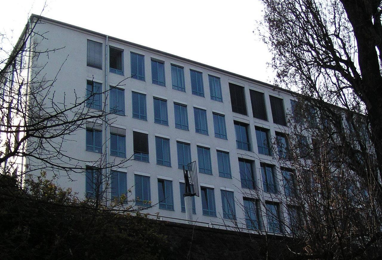 Fassade auf der Rheinseite