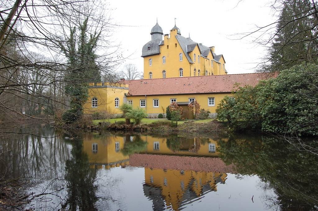 Rückseite des Schlosses mit Zwerchgiebeln