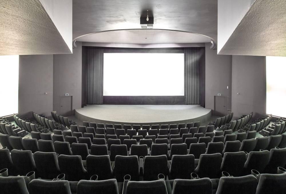 Moderner Kinosaal im Schauburg-Filmpalast