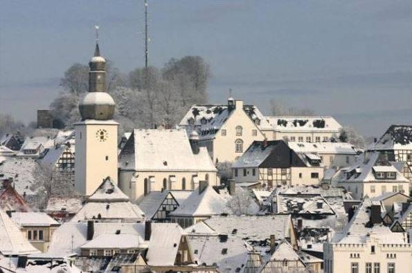 Arnsberg mit Stadtkapelle St. Georg im Winter