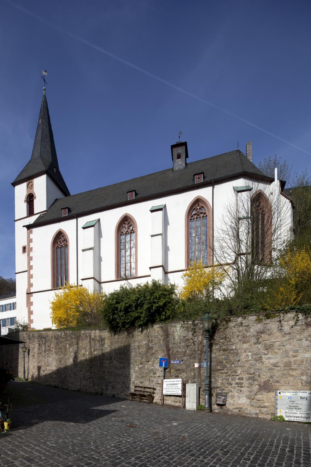 Südseite der Kirche