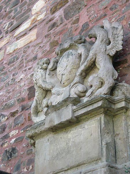 Wappen am Portal