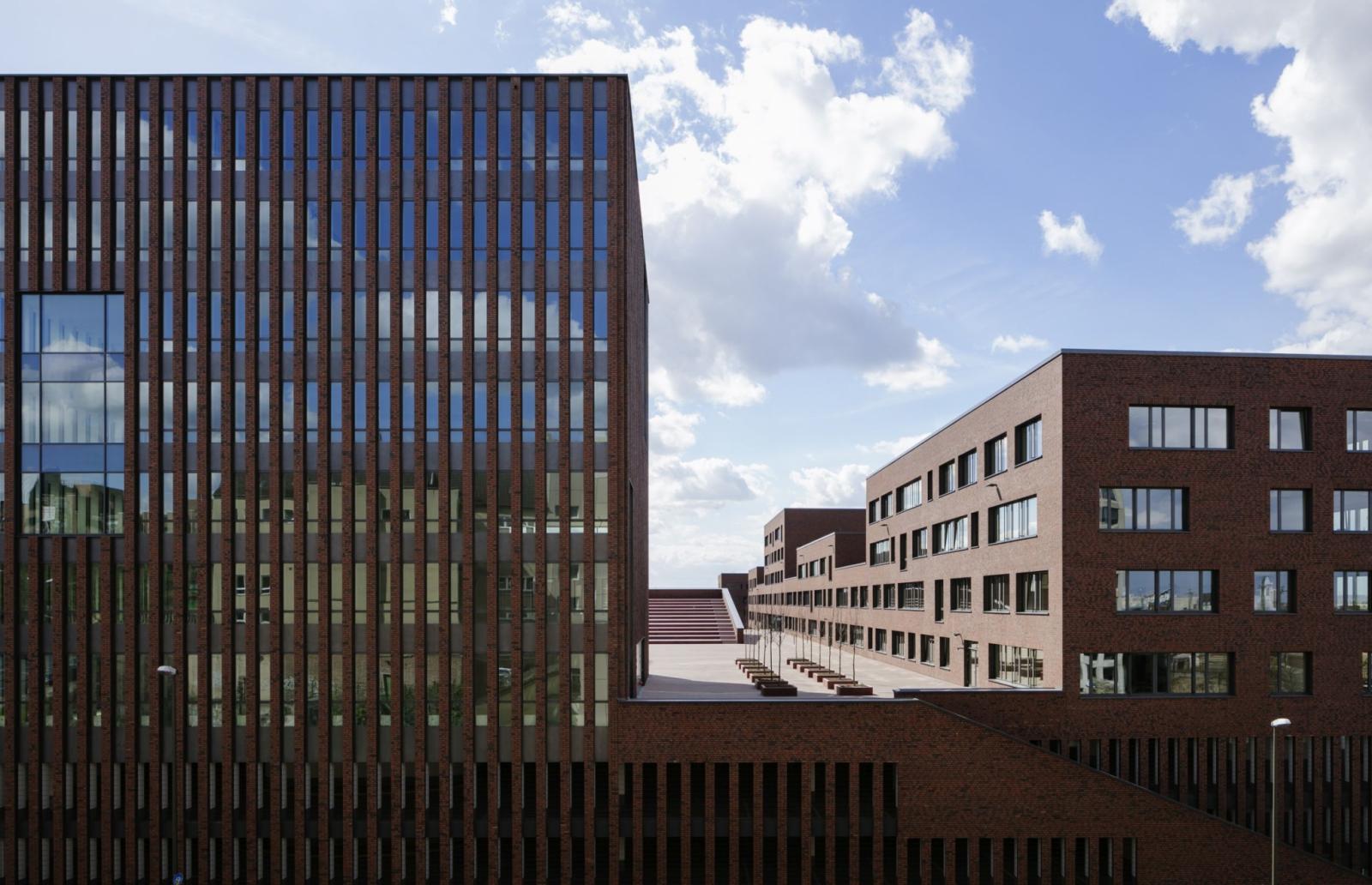 Berufskolleg Dortmunder U-Viertel, Frontansicht