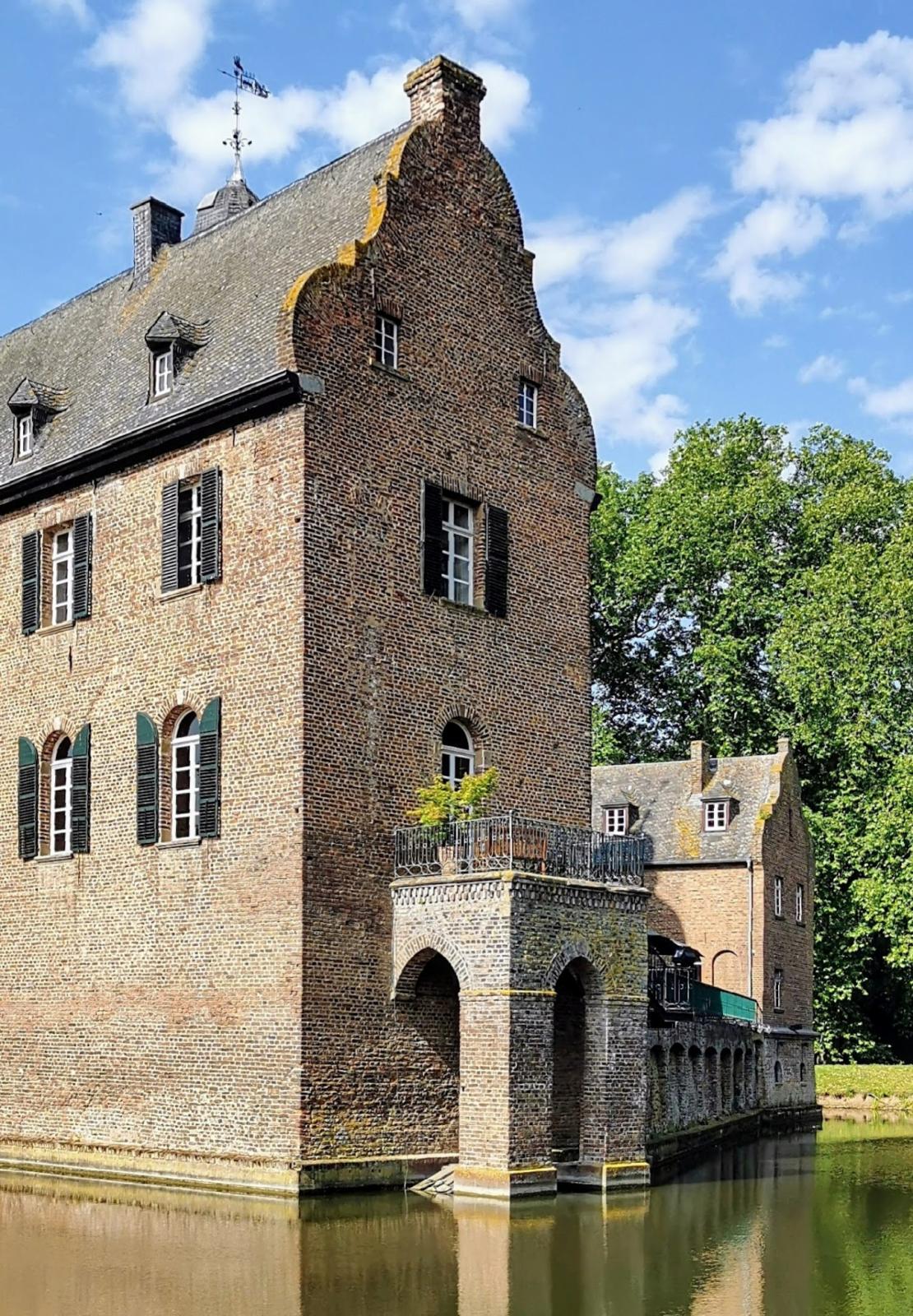 Giebelansicht Ostflügel des Herrenhauses