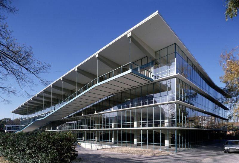 Hanielgarage mit Auffahrtsrampe