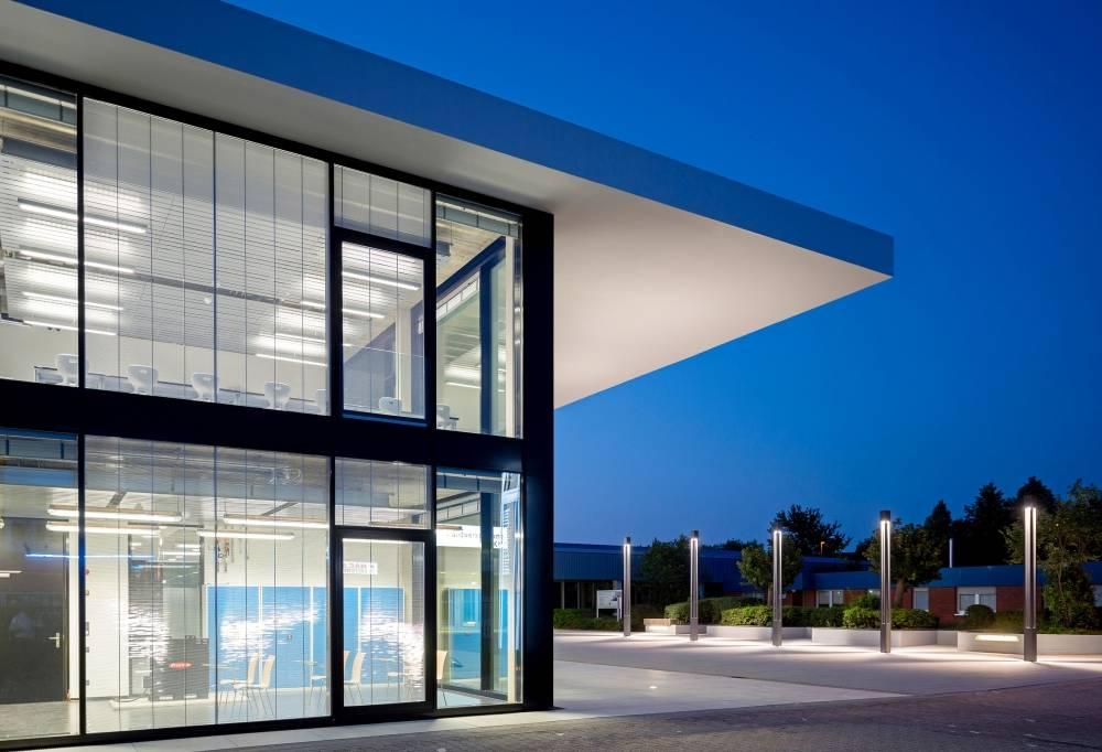 TBZ, seitliche Fassade