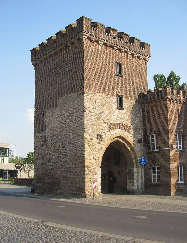 Stadtbefestigung Lechenich, Bonner Tor
