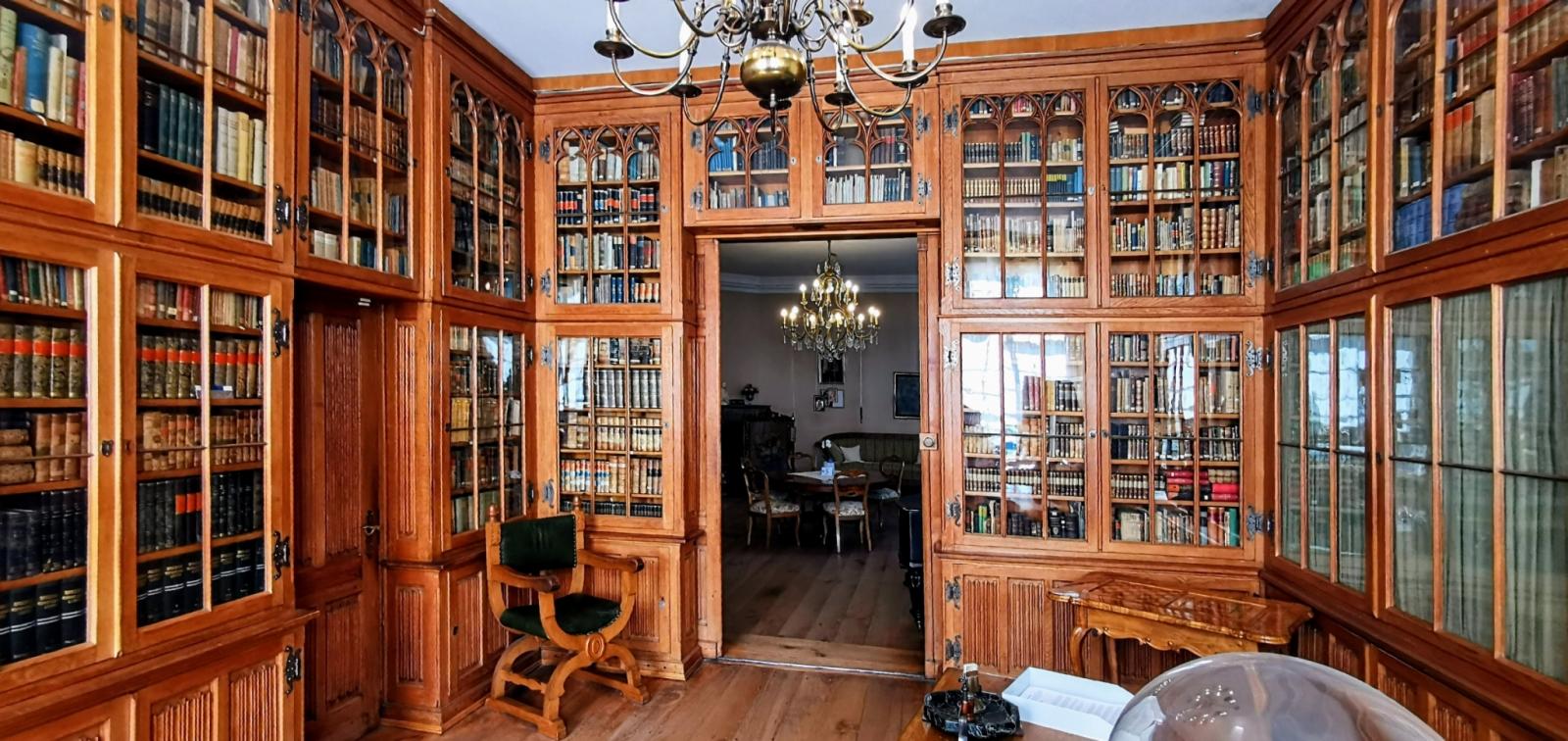 Bibliothek