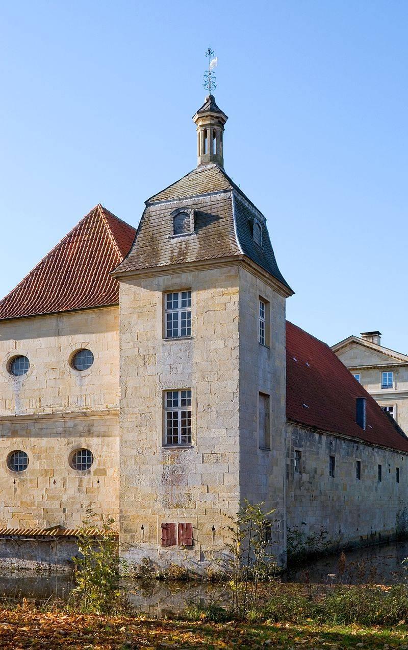 Haus Stapel, Eckturm der Vorburg