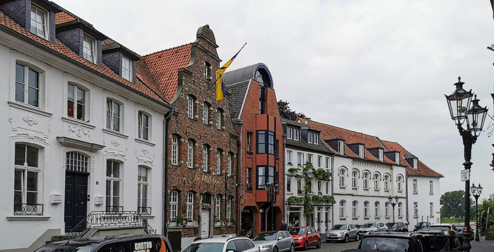Gebäude am Kaiserswerther Markt